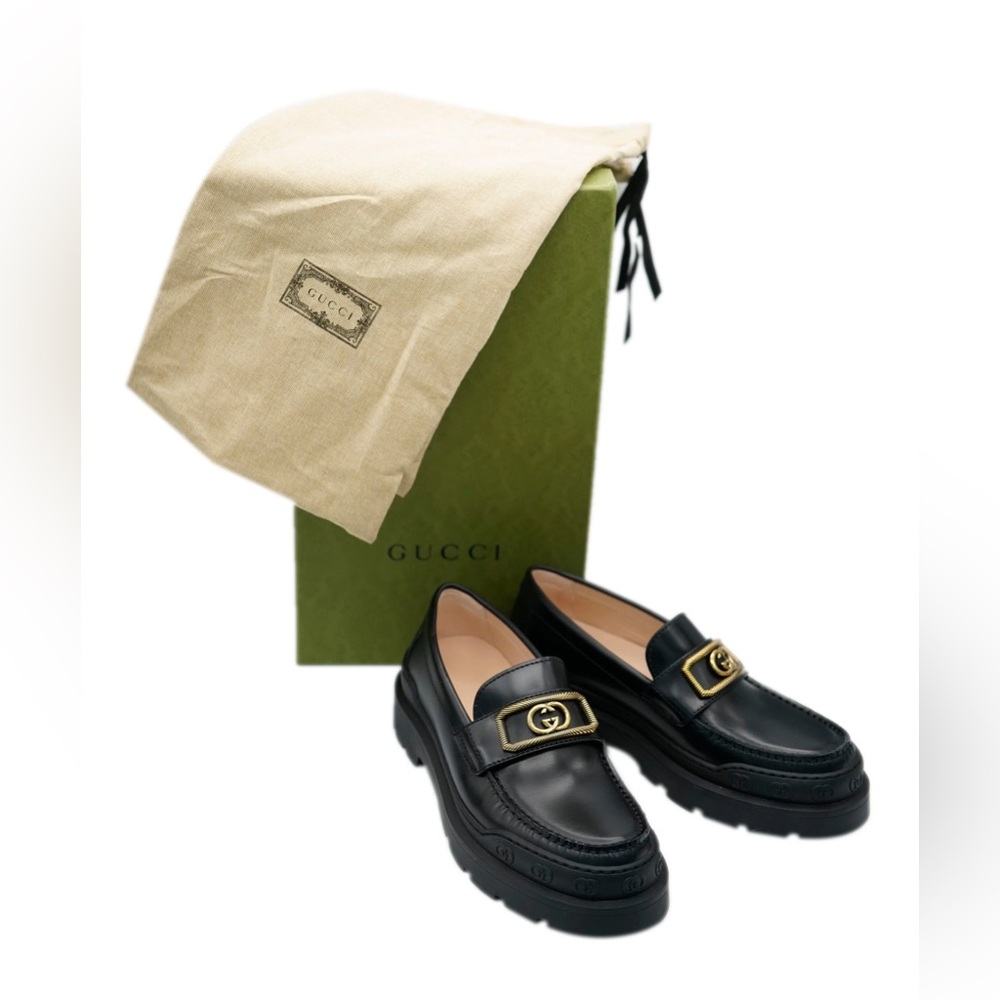 GUCCI NEW COLLECTION BLACK LOAFERS WITH GOLD LOGO INTERLOCKING G